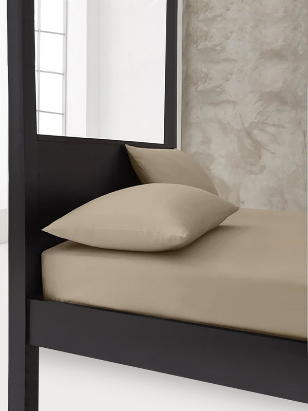 Diamond Housewife Pillowcase