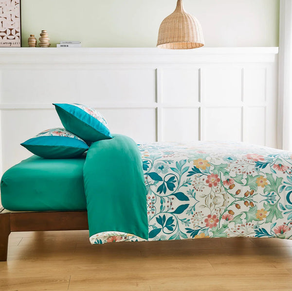 Flossy Floral Damask Printed Duvet Set