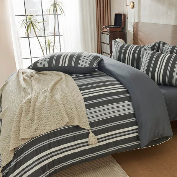 Junie Printed Duvet Set