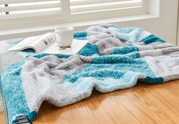 TEDDY LICHFIELD THROW