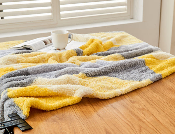 TEDDY LICHFIELD THROW