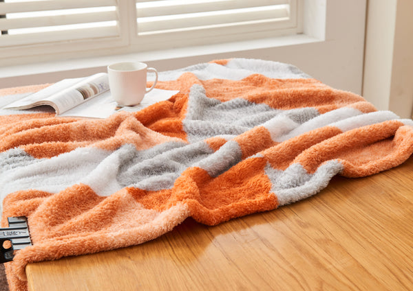 TEDDY LICHFIELD THROW