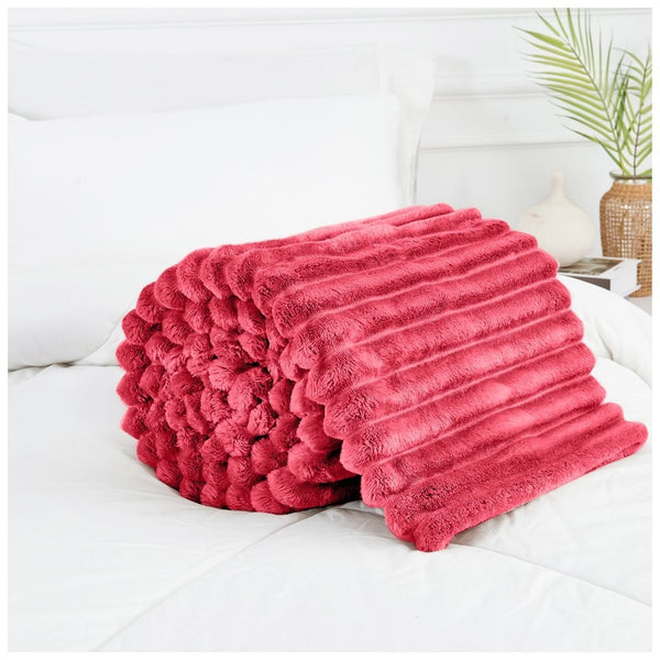 GC Textured Ribbed Throw Blanket