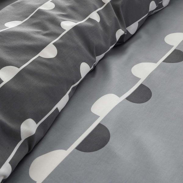 Simple Reversible Geo Printed Duvet Set