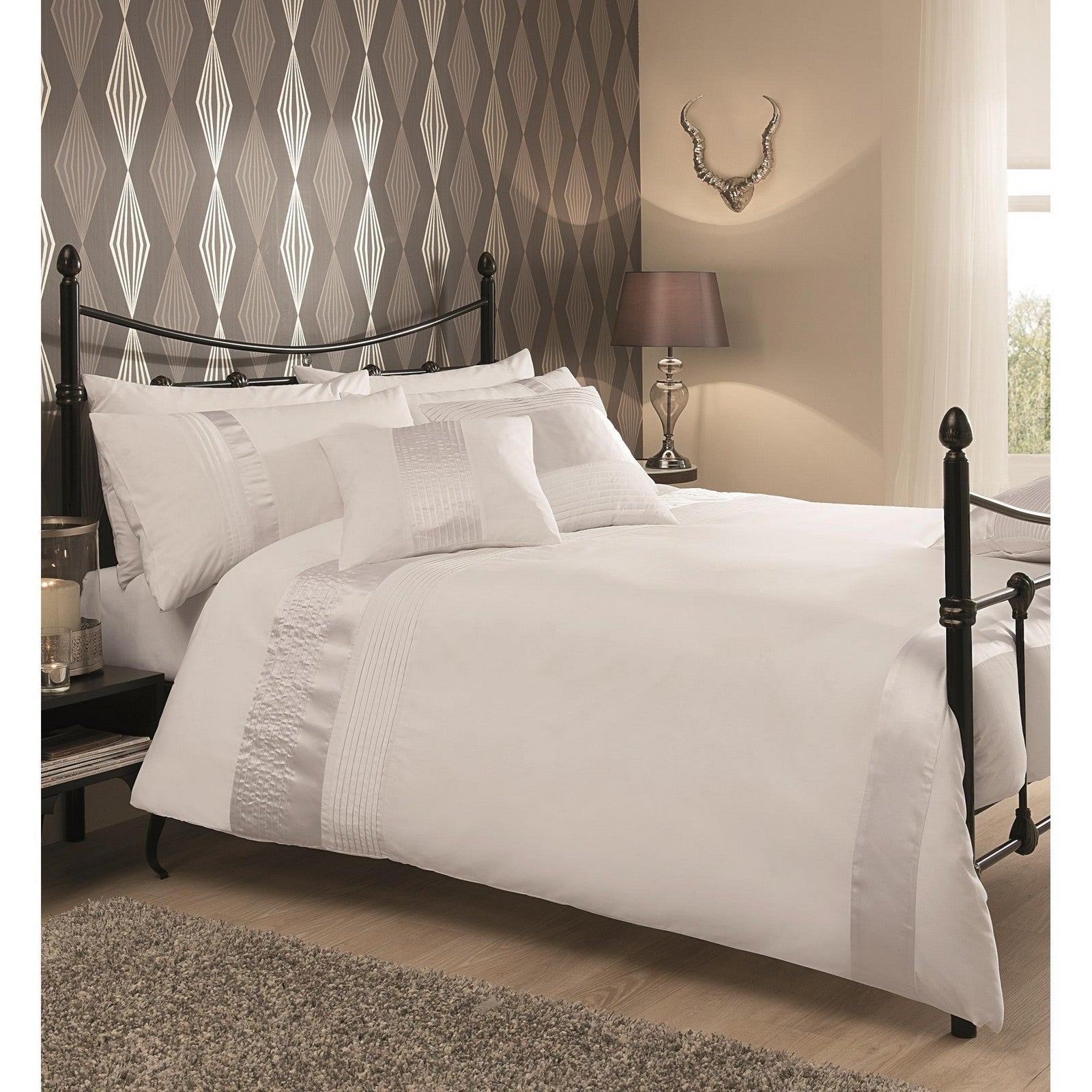 11082088 caprice duvet set single white 1 3