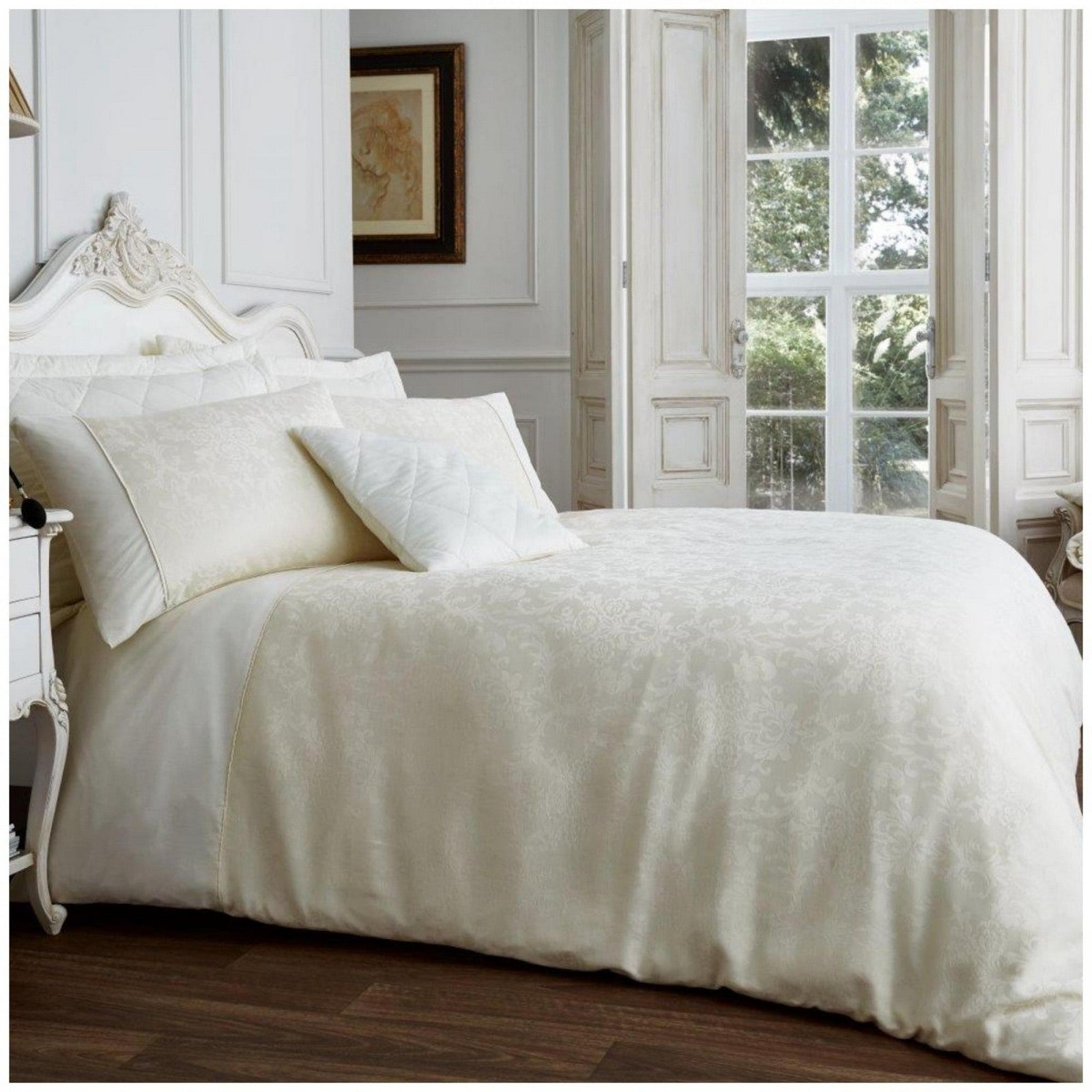 Vincenza Jacquard Duvet Set