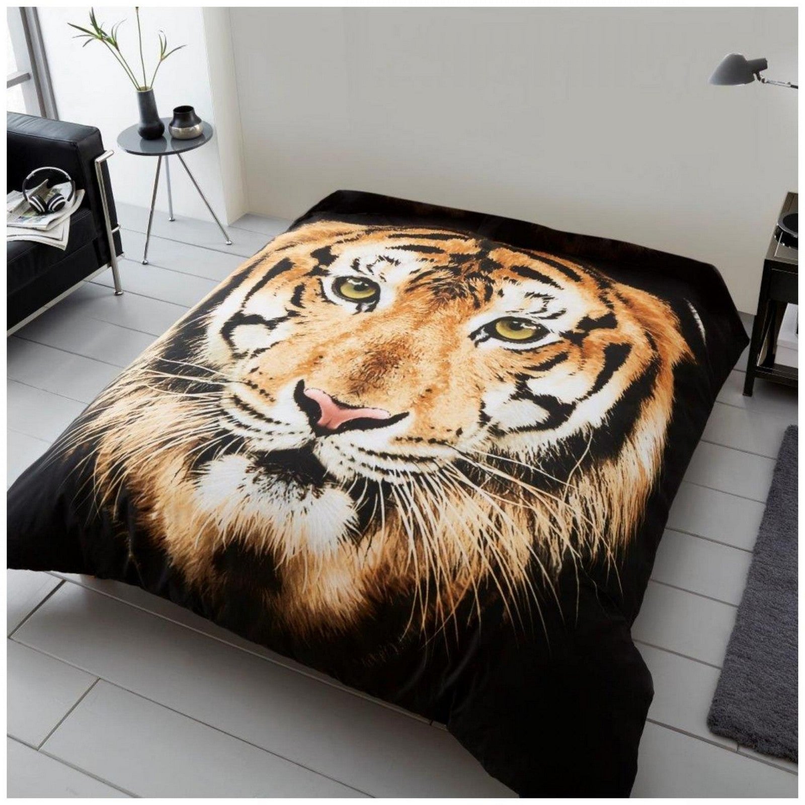 Tiger Face Brown Throw