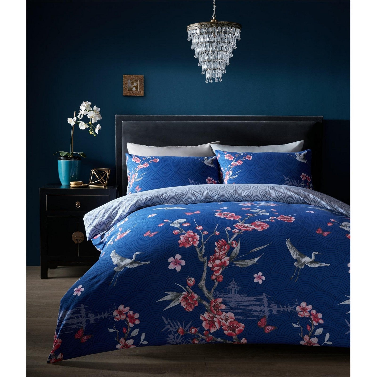 Akari Duvet Cover Set