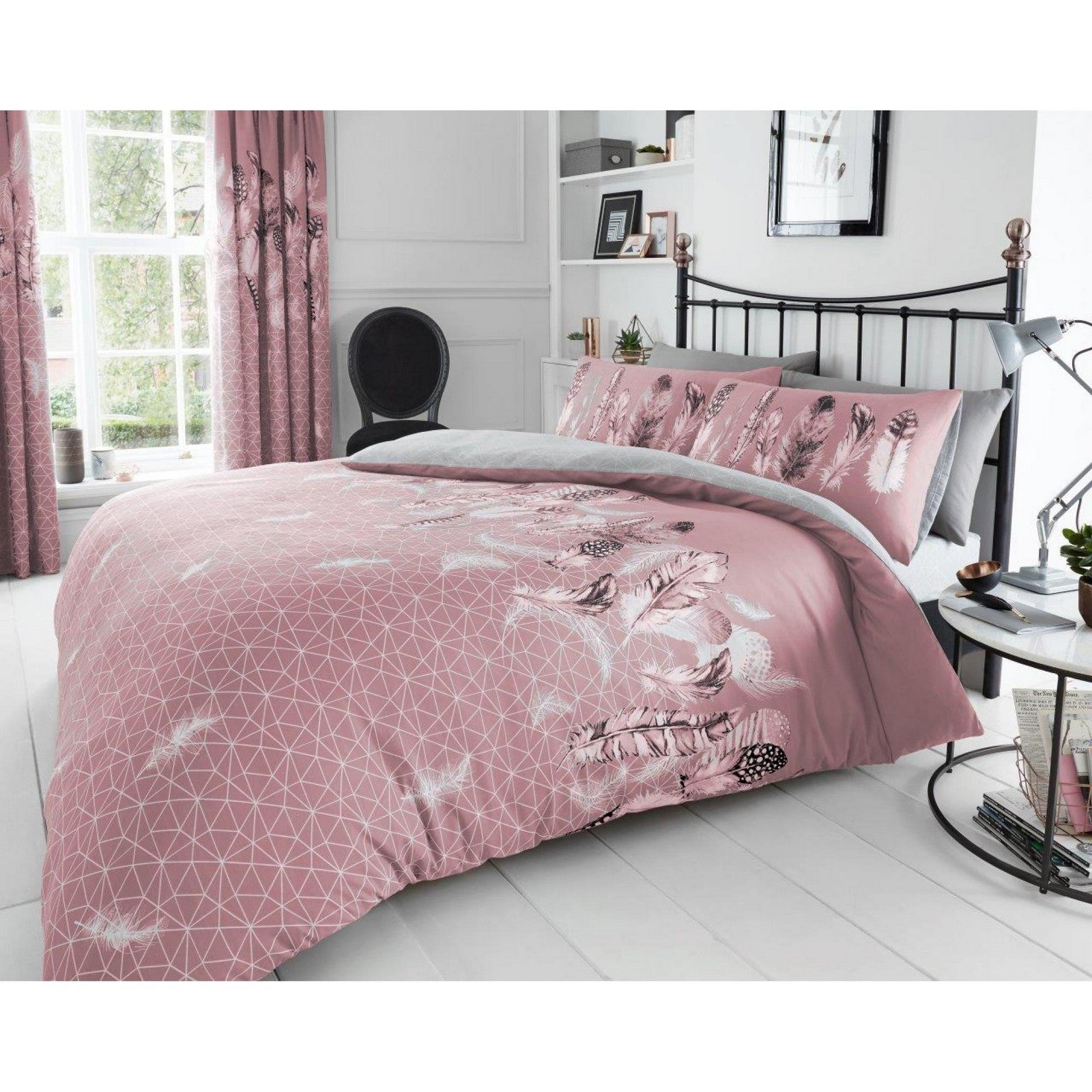 Feathers Duvet Cover Set