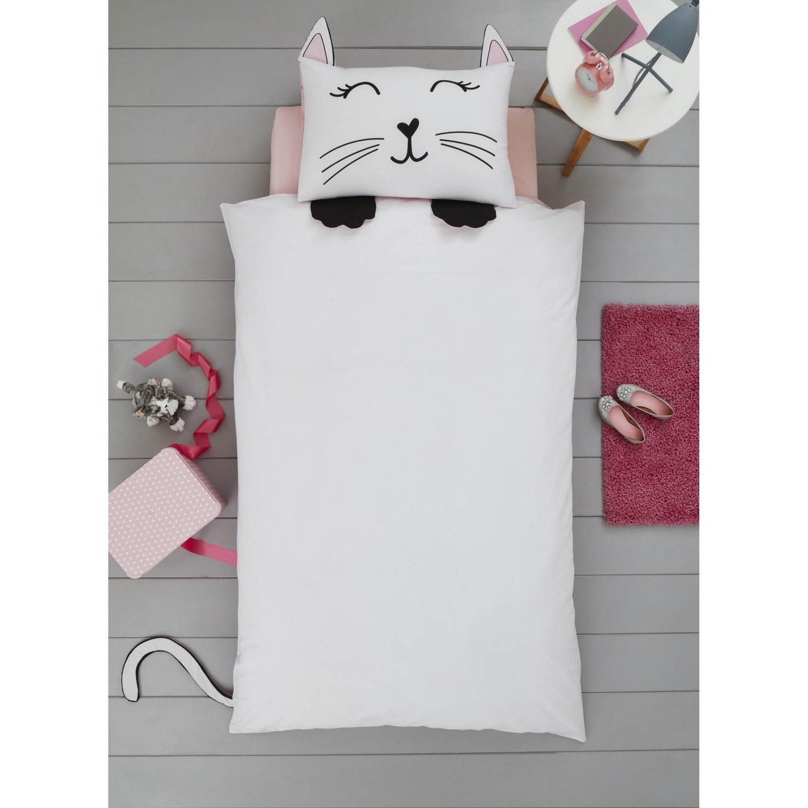 Cat Shaped Duvet