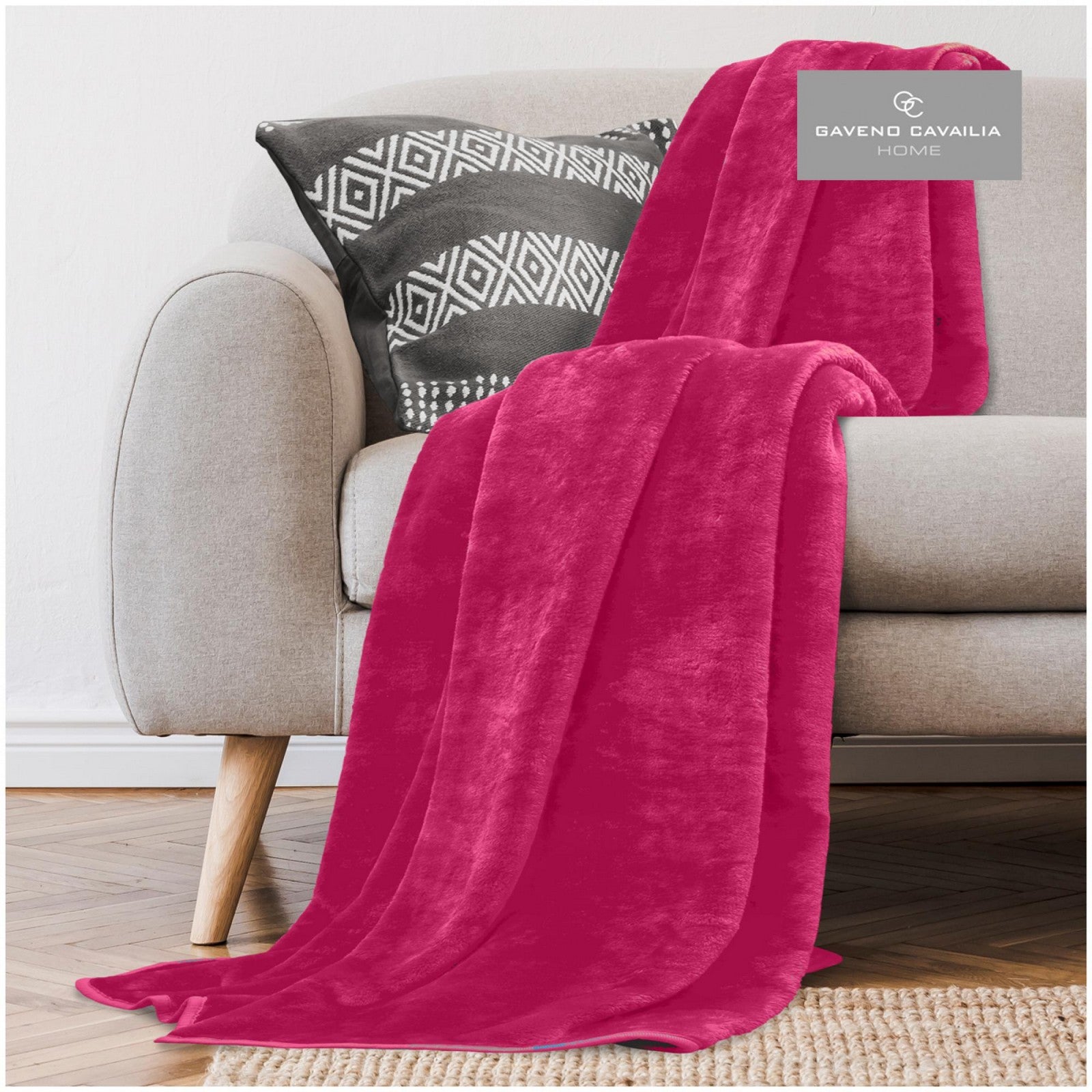 12024958 mink fur throw 127x152 fuchsia 1 1