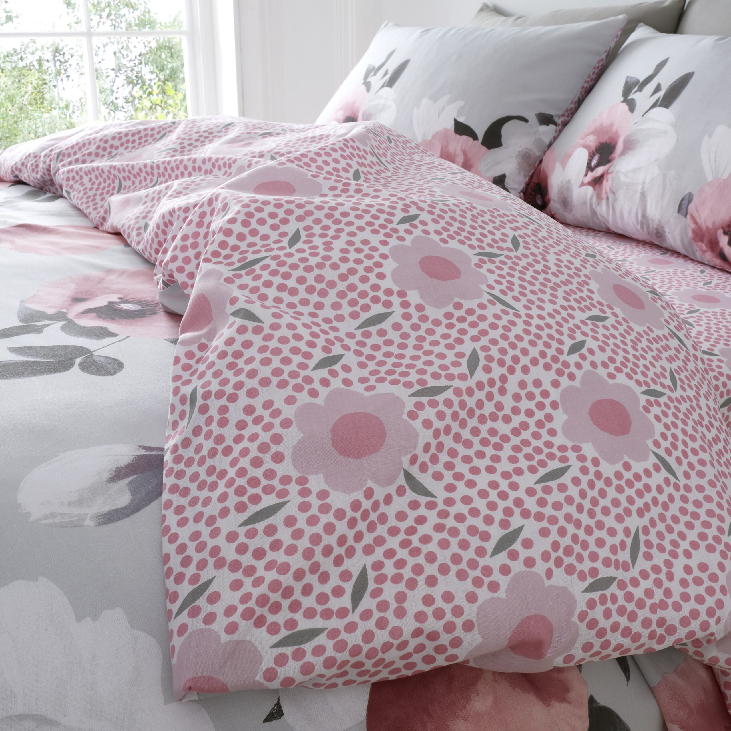 3D Digital Poppy Printed Duvet Set