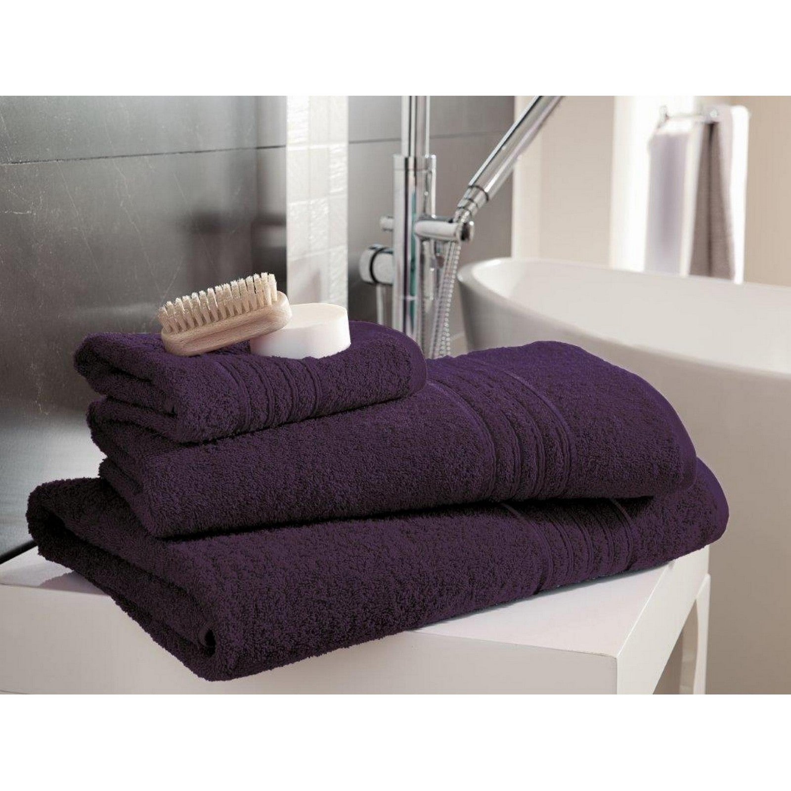 41148449 bath sheet hampton purple 1