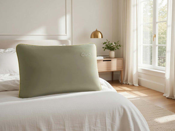 GC Oud Scented Memory Foam Pillow – 1 Pack