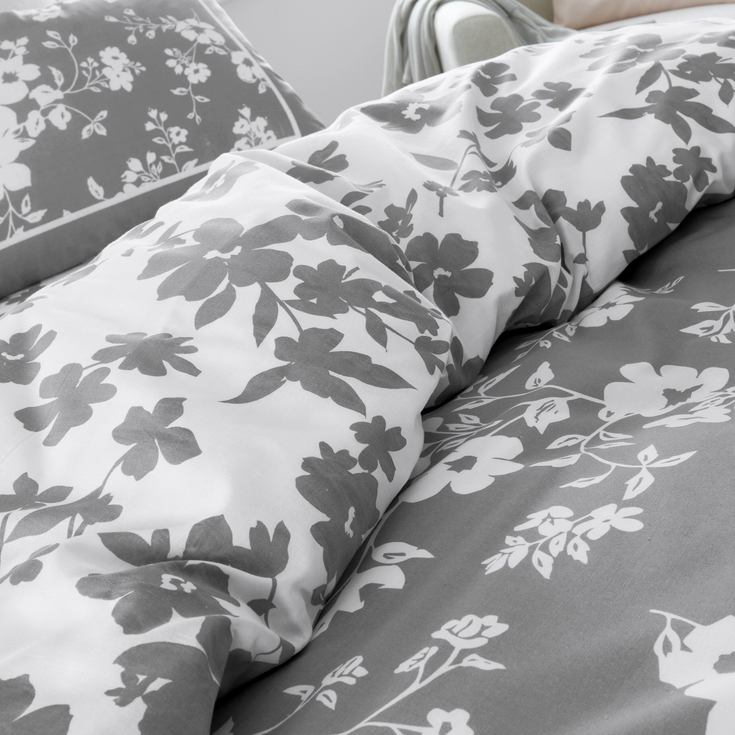 ELIZA FLORAL DUVET SET