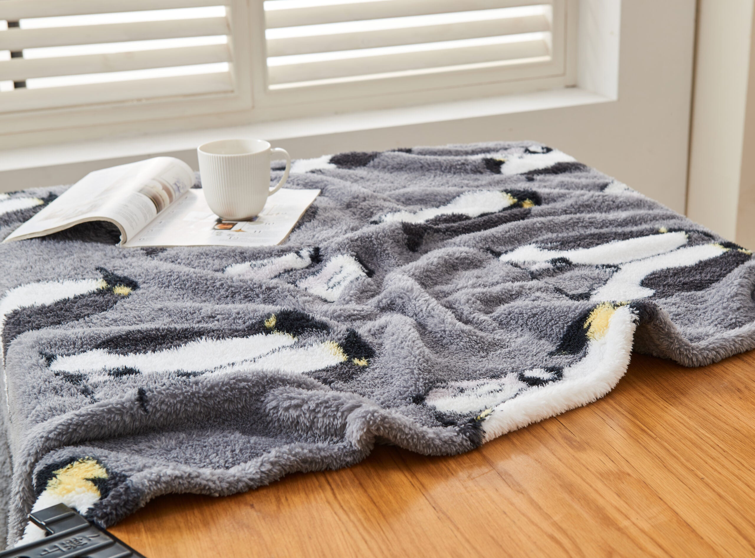 Teddy Emperor Penguin Throw